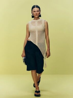 NWT H&M STUDIO COLLECTION SPRING 2026,LIGHT BEIGE CROCHET-LOOK TASSEL-DETAIL TOP